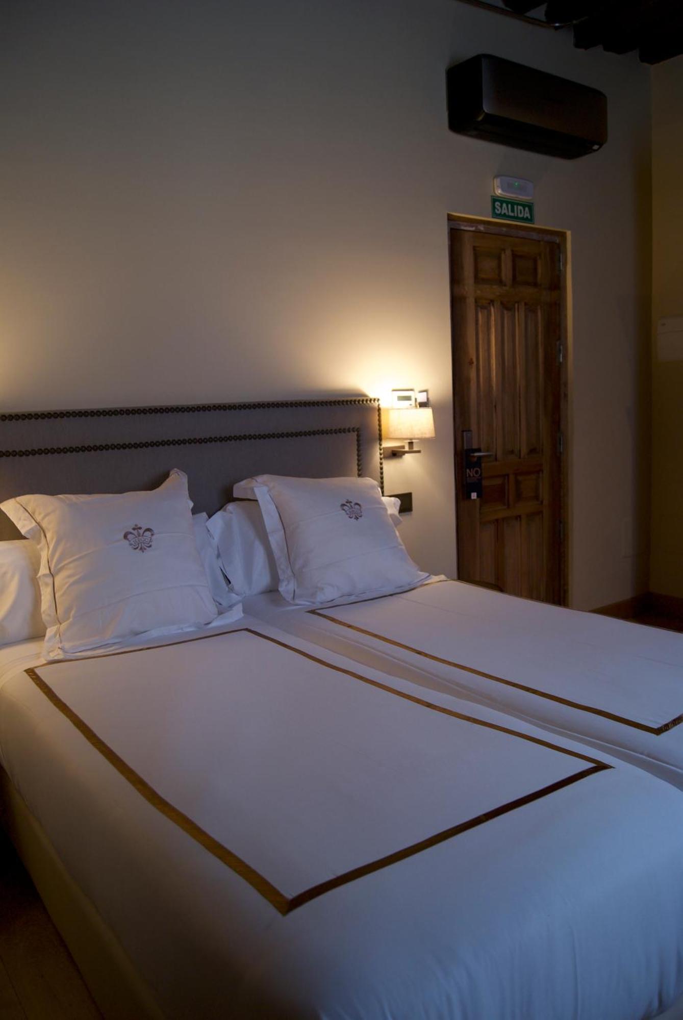 נבלקרנרו Hotel Boutique Casa Del Comendador מראה חיצוני תמונה